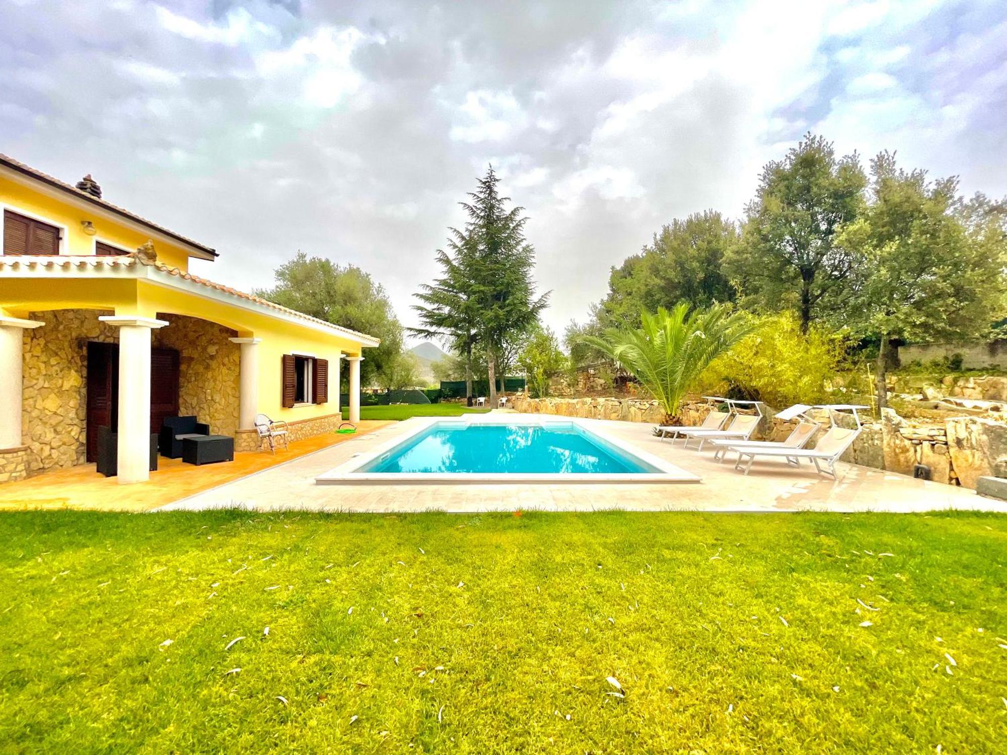 Villa With Pool Cardedu Zewnętrze zdjęcie