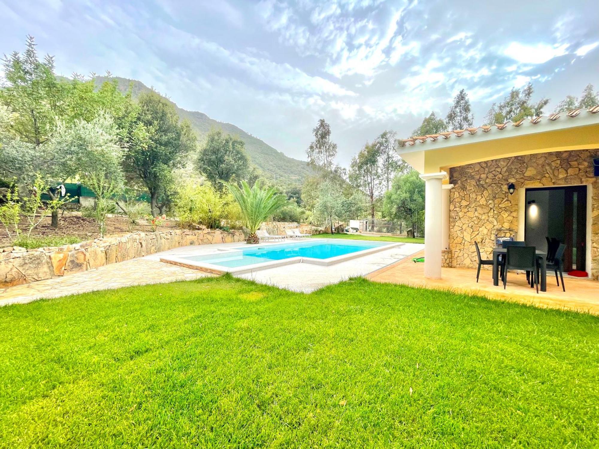 Villa With Pool Cardedu Zewnętrze zdjęcie