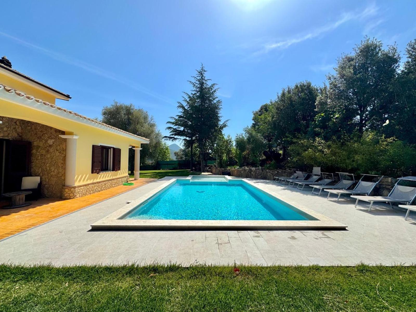 Villa With Pool Cardedu Zewnętrze zdjęcie