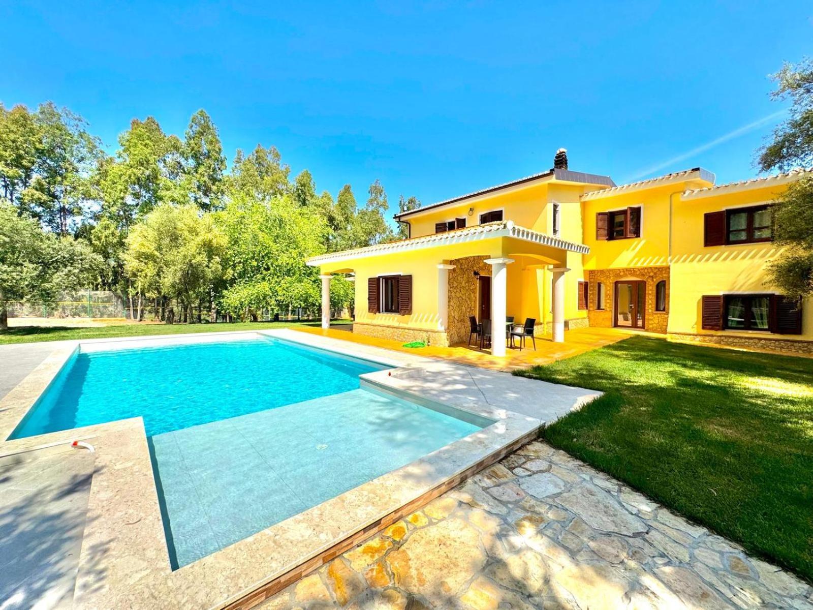 Villa With Pool Cardedu Zewnętrze zdjęcie